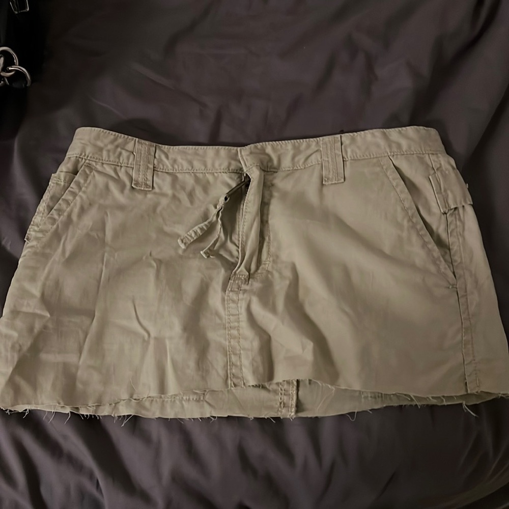 thrifted y2k cargo mini skirt anoname